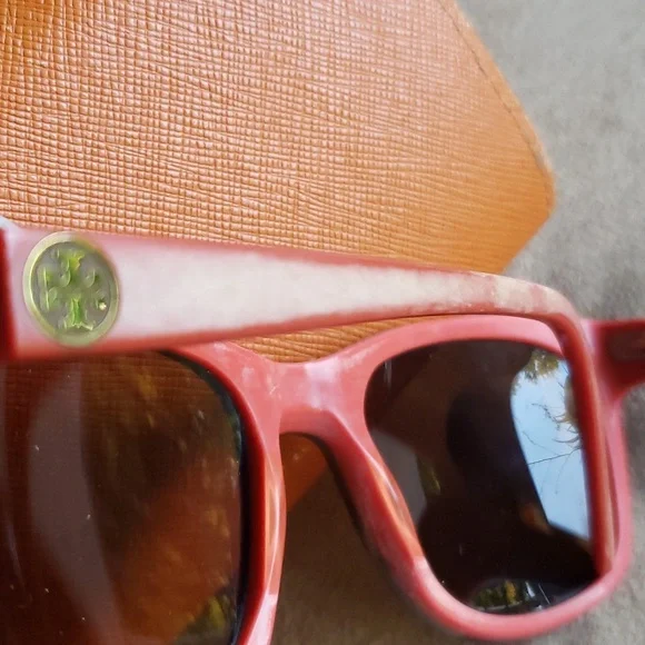 Tory Burch frames/case - Picture 10 of 13